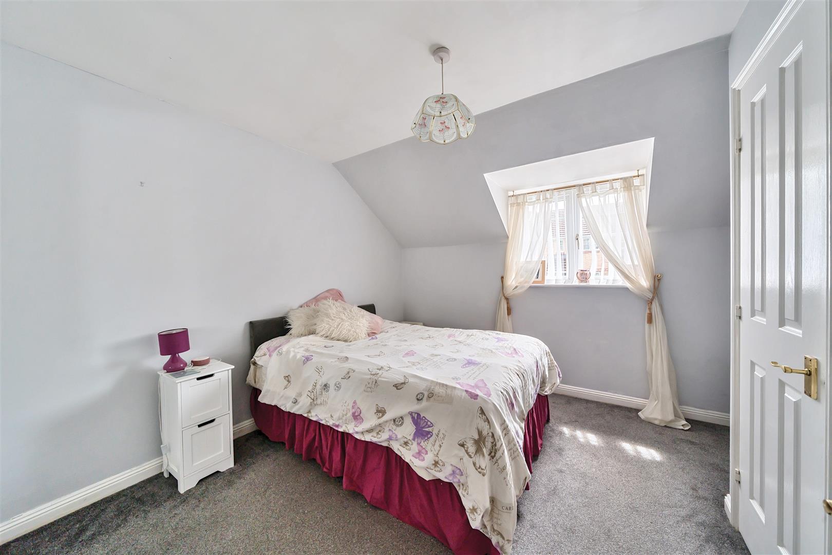 Clos Yr Eglwys, Townhill, Swansea